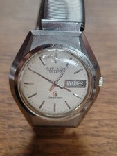 Citizen Crystron Quartz Date