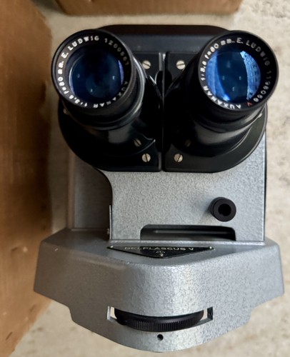 Beau projecteur stéréo - beau,