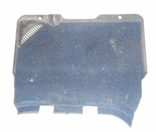 trappe sous siège avant droit