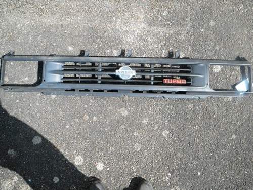Calandre nissan terrano td27 - calandre,