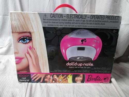 Barbie doll nails digital - up,