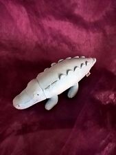 DOUDOU crocodile bleu PETIT BATEAU tissu 24cm jamais servi