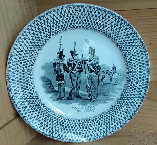 Assiette militaria xixe creil - xixe,,