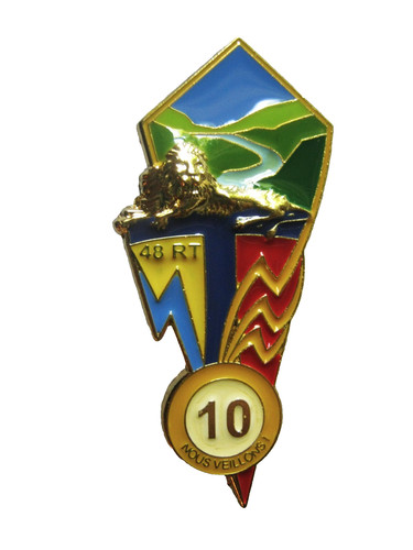 Insigne regiment des - du,