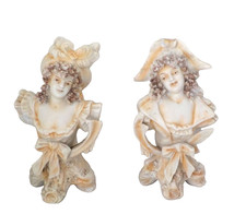 Buste de jeunes femmes en