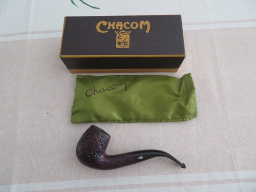 Tbe pipe chacom saint - ,