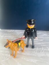 playmobil 3985 policier avec chien policier berger allemand commissariat vintage