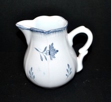 NIDERVILLER Pichet broc en faïence Beyerlé décor fleurs bleu 1748-1770 NB