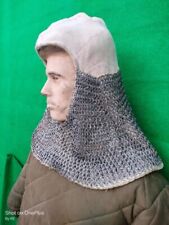 Coif médiéval en cotte de