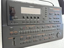 Roland RA800