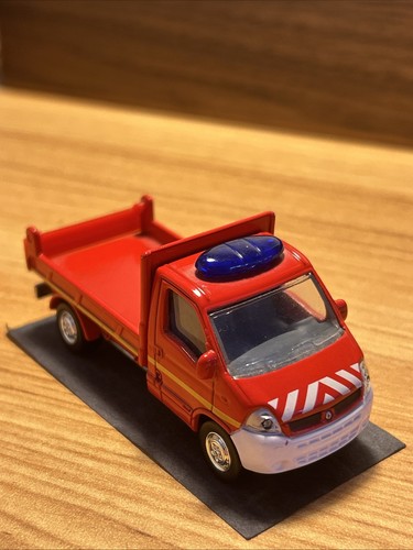 R169 voiture miniature norev - -,