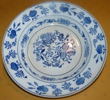 Ancienne assiette creuse