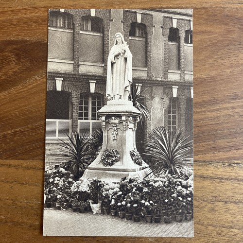 Cpa lisieux statue de - -,