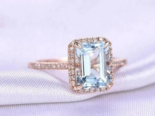 Bague solitaire aigue-marine