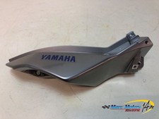 CACHE LATERAL DROIT YAMAHA