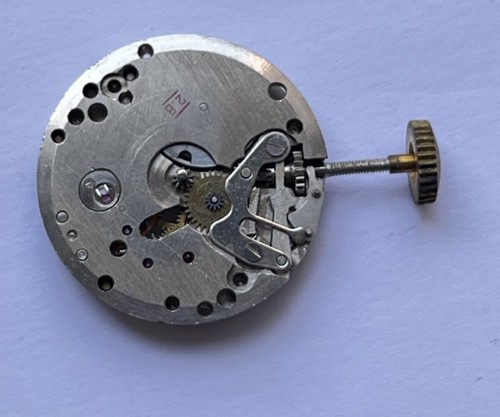 Mouvement mecanique montre lip - mouvement,