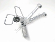 PLATINE ET REPOSE PIEDS ARRIERE DROIT SUZUKI GSF 600 BANDIT 2002-2002 / NE 58471