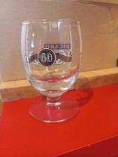 Un verre ricard des 60 ans