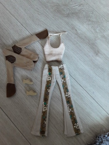 Vêtements barbie scène - scène,