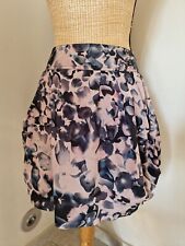 R867  : SUPERBE JUPE MONOGRAMME BRODÉ BELLE COUPE 