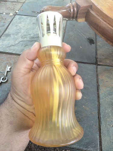 Yellow vtge lampe berger - yellow,
