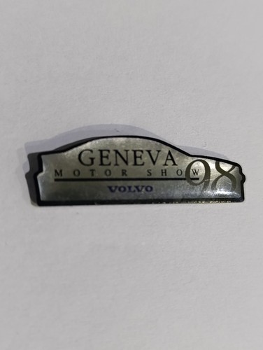 Pin volvo voiture - pin's,
