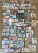 + De 70 Billets Du Monde Différents (062)