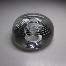 N24.398 presse-papiers verre