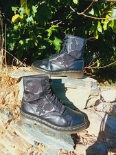 Dr. Martens Vonda Mono Black Roses Noires Brodées 38