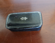 ANCIENNE PETITE TABATIERE A PRISER