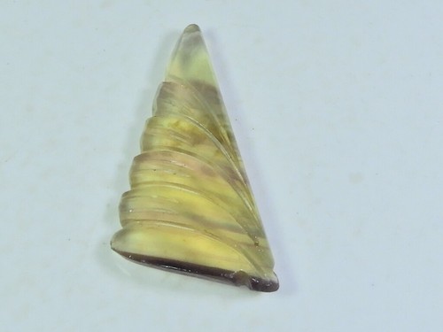 56cts cabochon fantaisie - 56cts.,