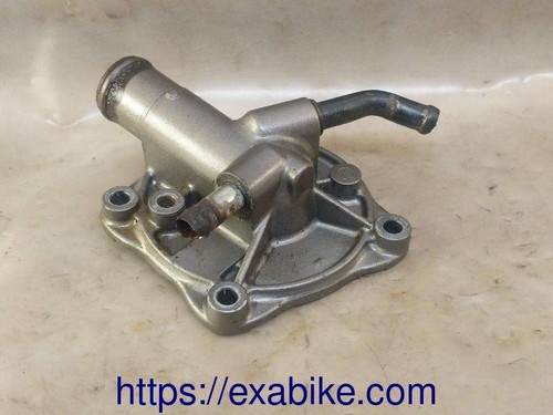 Couvercle pompe eau - couvercle, a