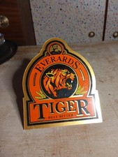 petit panneau publicitaire