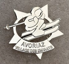 broche Argenté brillant