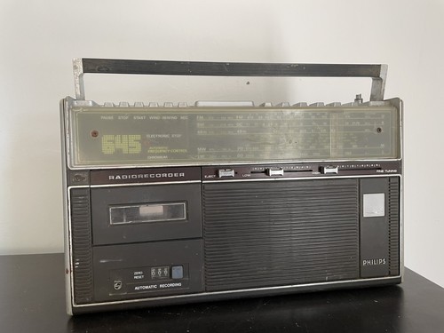 Philips 645 radio cassette