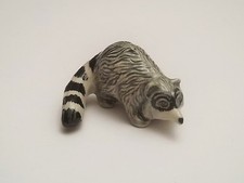 magnifique miniature d'un raton laveur en porcelaine,wasbeer,raccoon  G-tp11-1
