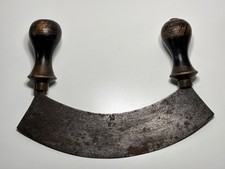 Hachoir berceuse en métal ancien double manche en bois 10 HP, couteau