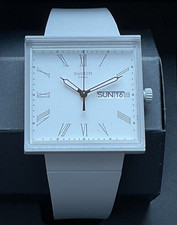 Montre SWATCH carrée "What