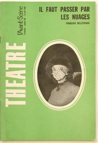 Avant scène il - (theÂtre),