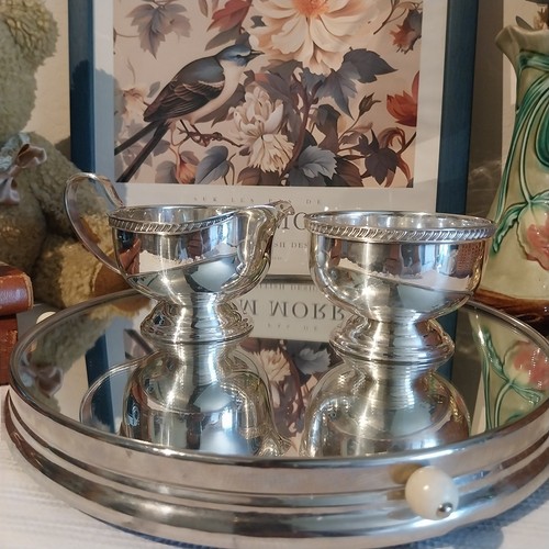 Ancien sucrier pot lait - pot, a