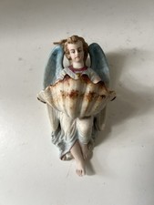 Ancien Bénitier en biscuit