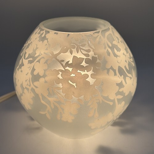 Ikea knubbig accent lamp white - accent,
