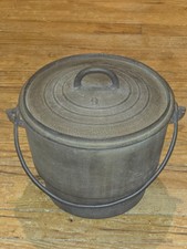 ANCIEN CHAUDRON EN FONTE - Hauteur : 18.5 cm - Diamètre 23 cm