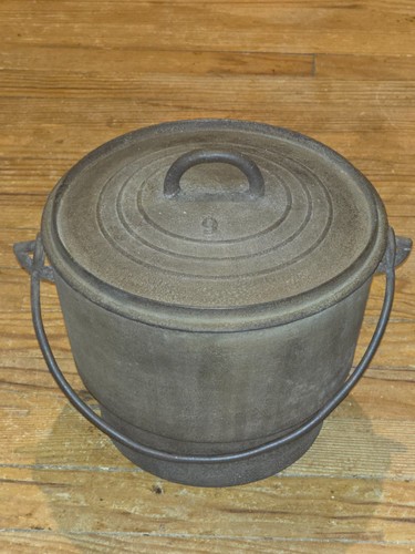 Ancien chaudron fonte - ancien, en