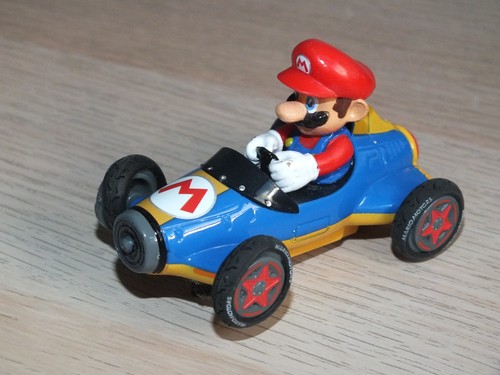 Voiture pour circuit - , carrera