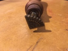 Fer à dorer - Décor de petit