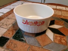 Saladier - moule à soufflet  Pyrex  Sovirel  – Vintage