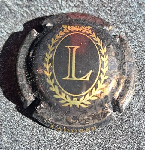 Capsule champagne pierre - de,