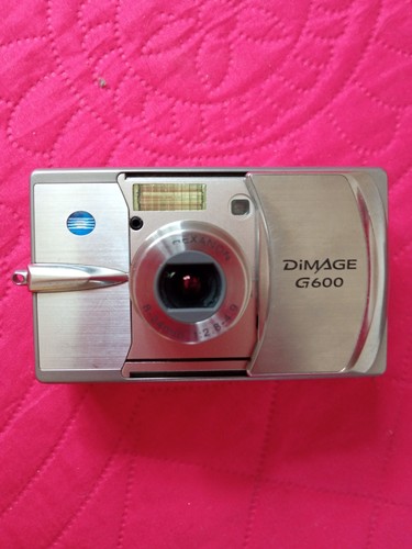 Konica minolta dimage g600 0 - konica,