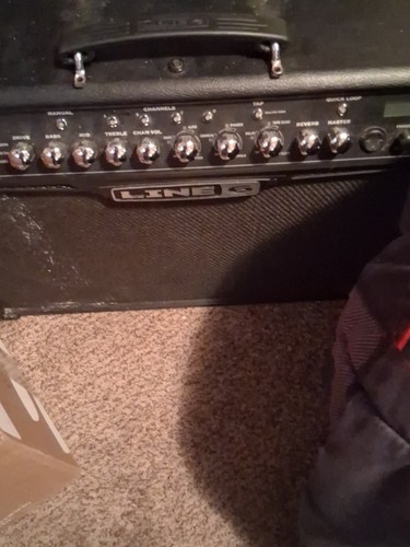 Line combo guitar amplifier - line,